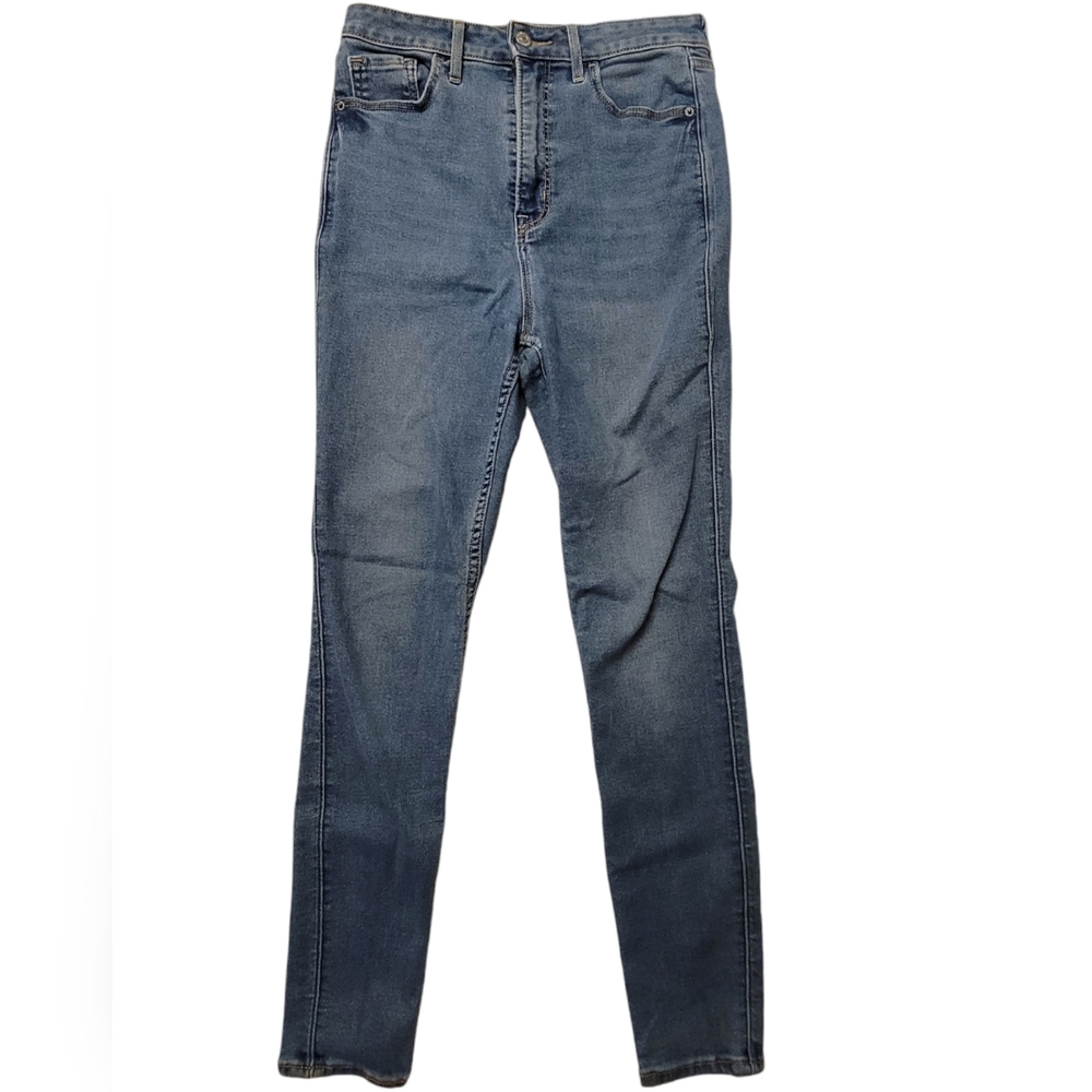 Old Navy Rockstar Super Skinny Extra High Rise Jeans